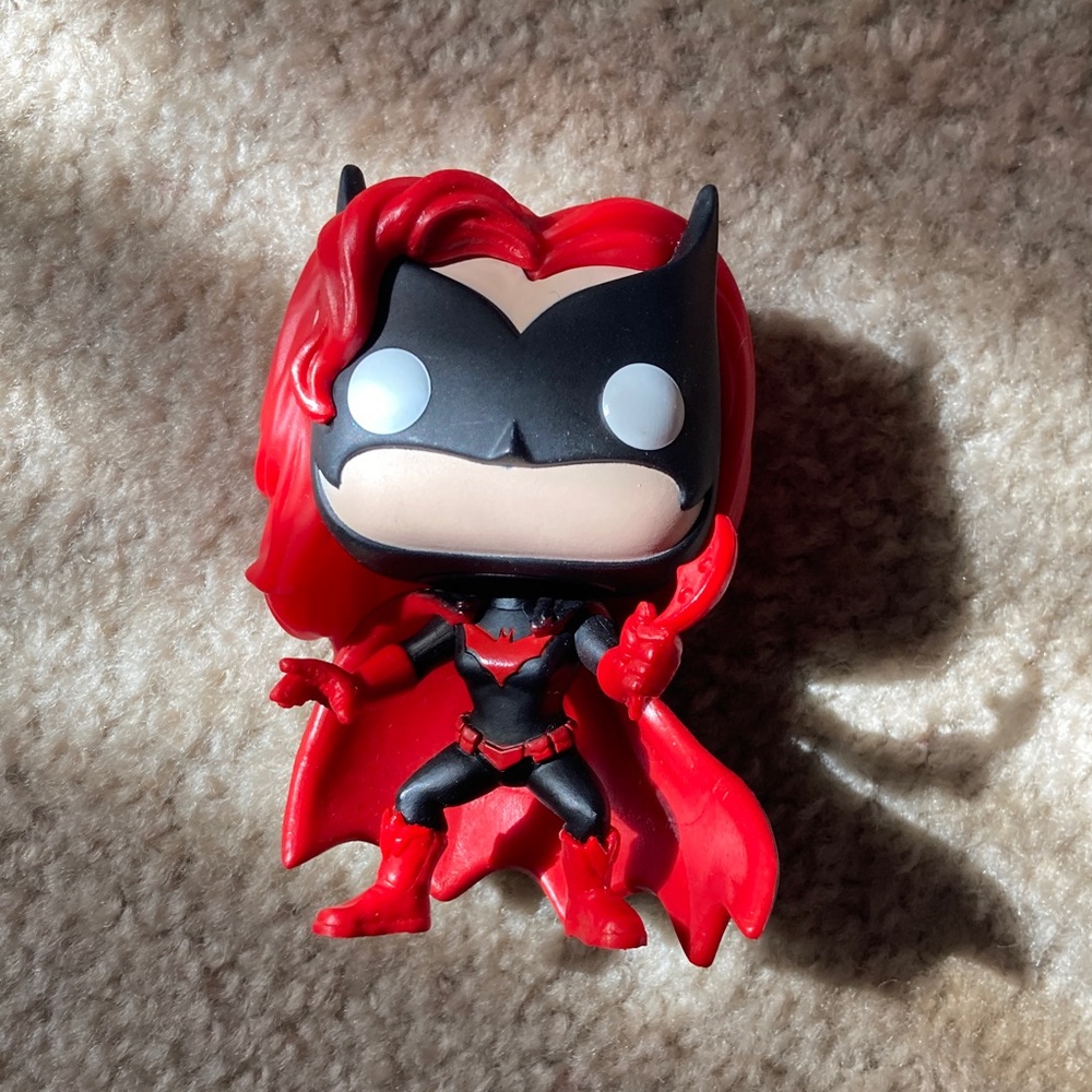 🦇Funko POP Batwoman Red Black Suit DC Batman Comic Book TV Show Movie Kate Kane